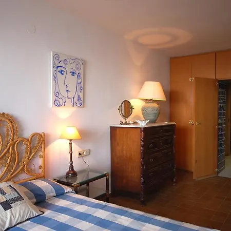Apartment Lets Holidays Sa Palma